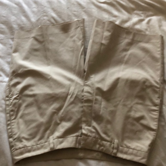Brooks Brothers Chino Bermuda shorts - Picture 1 of 5